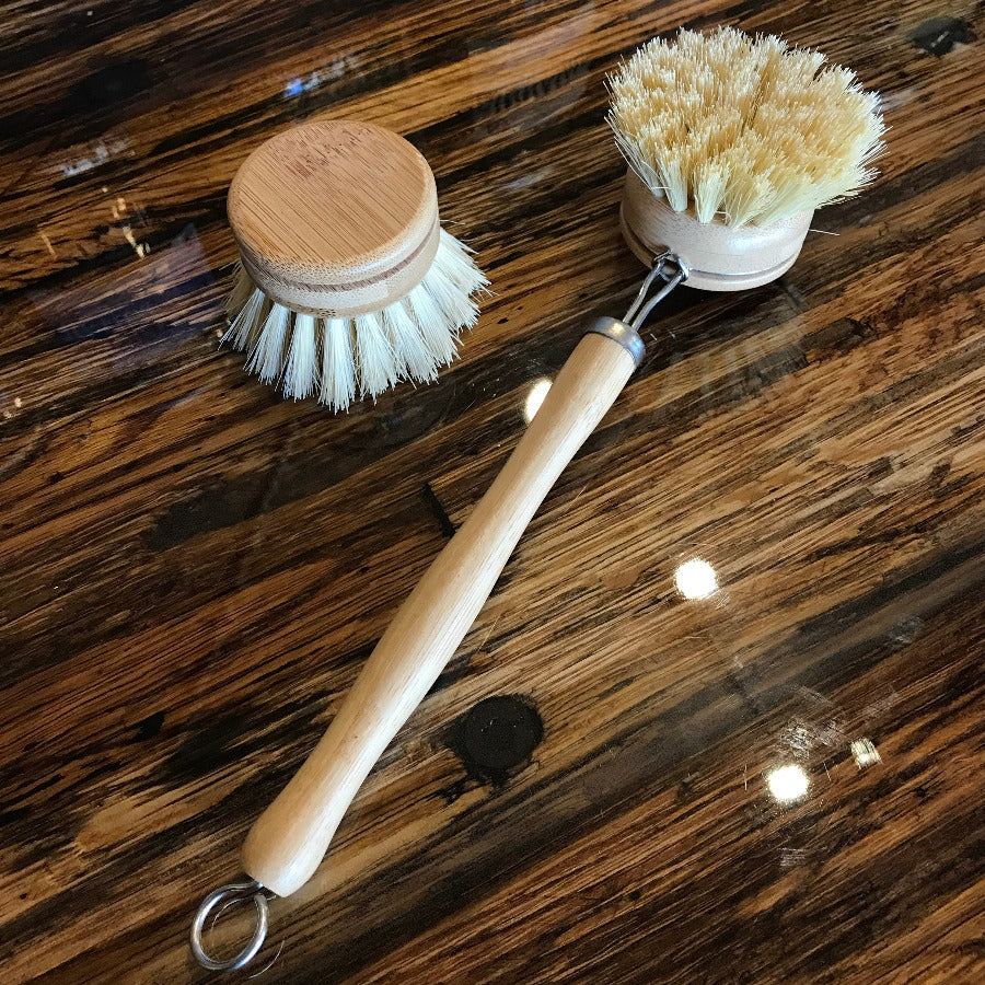 Biodegradable Kitchen Dish Scrub Brush - Replaceable Head - Off the Bottle Refill Shop